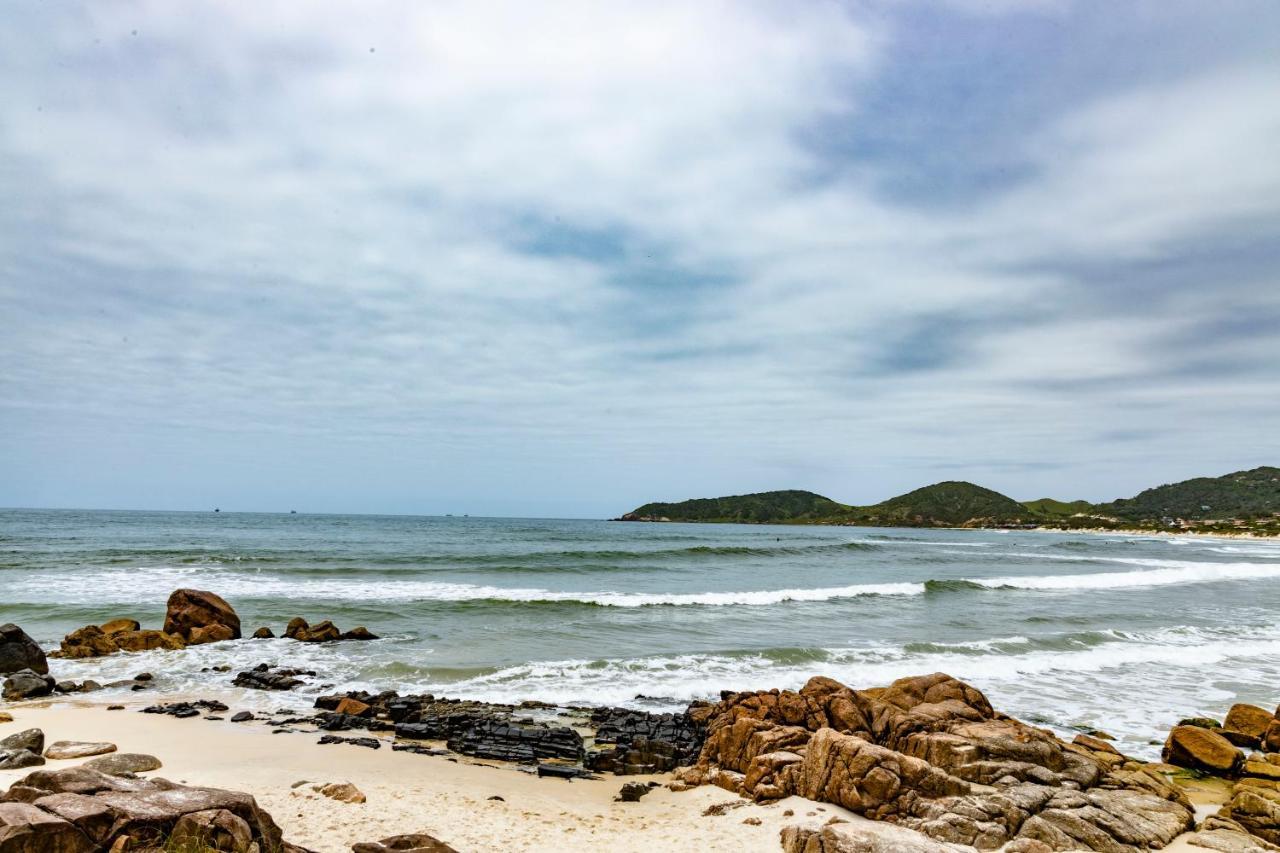 Вилла Rosa Lofts - Praia Do Rosa Имбитуба Экстерьер фото