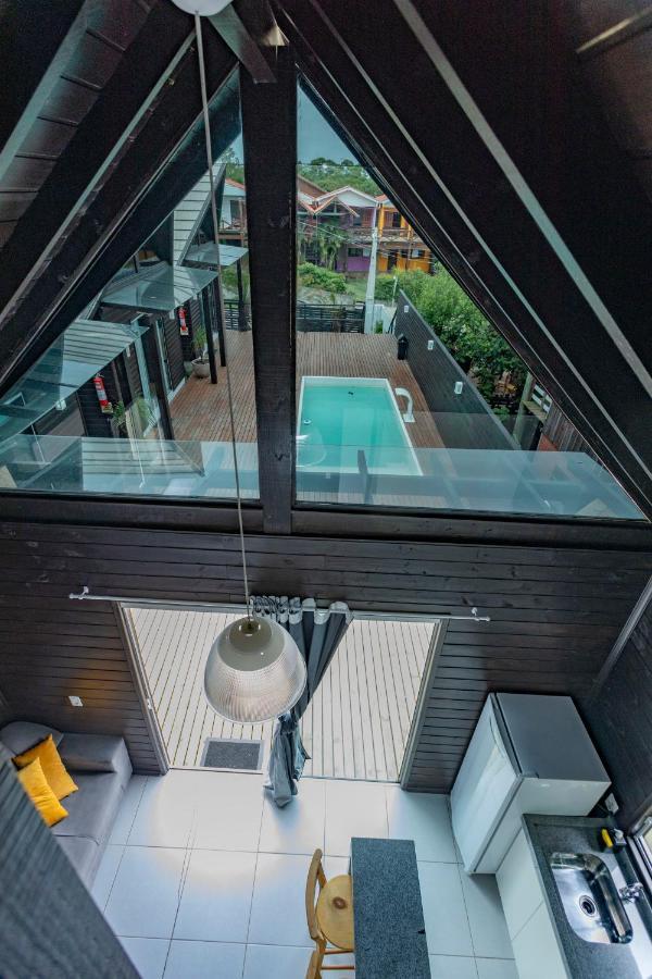 Вилла Rosa Lofts - Praia Do Rosa Имбитуба Экстерьер фото